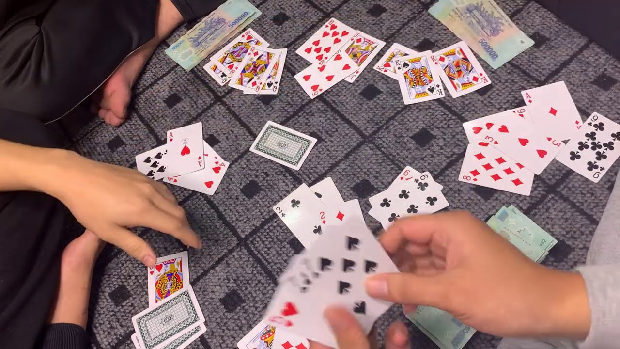 đánh bài phỏm